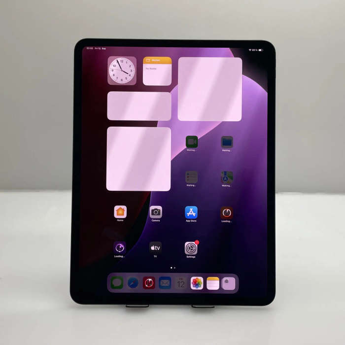 Apple iPad Pro 13" (2024) Wifi Only 256GB Space Black (12 Month Warranty) - Mint Condition