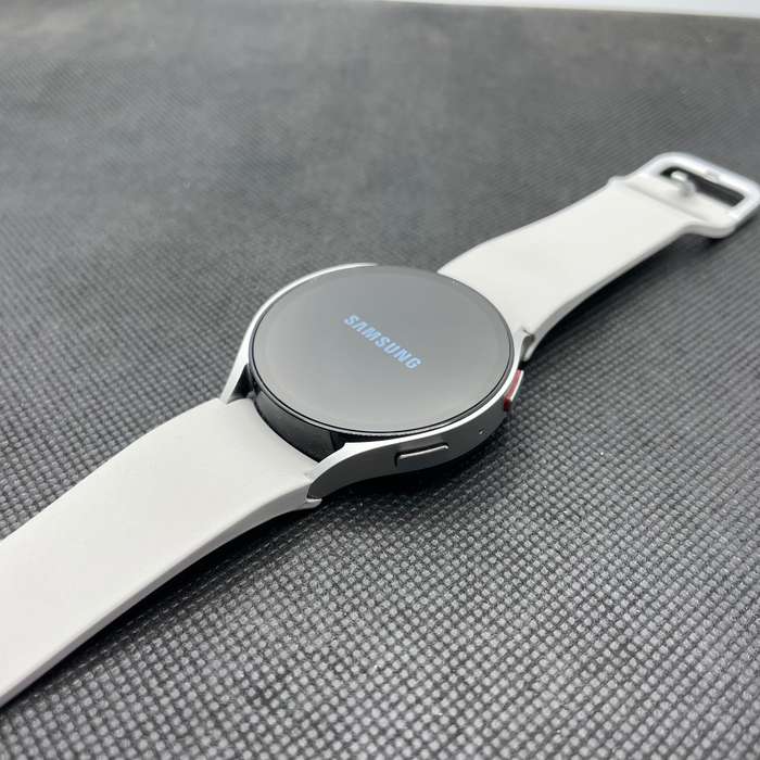 Samsung Galaxy Watch 6 44mm LTE Silver (3 Month Warranty)