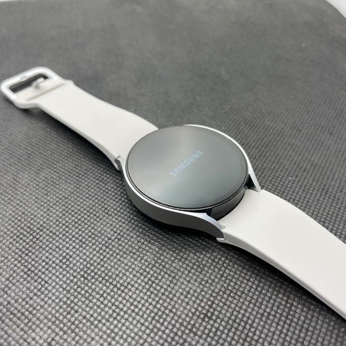 Samsung Galaxy Watch 6 44mm LTE Silver (3 Month Warranty)