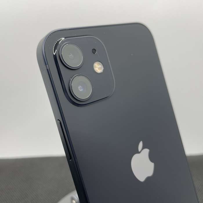 Apple iPhone 12 64GB Black (6 Month Warranty)