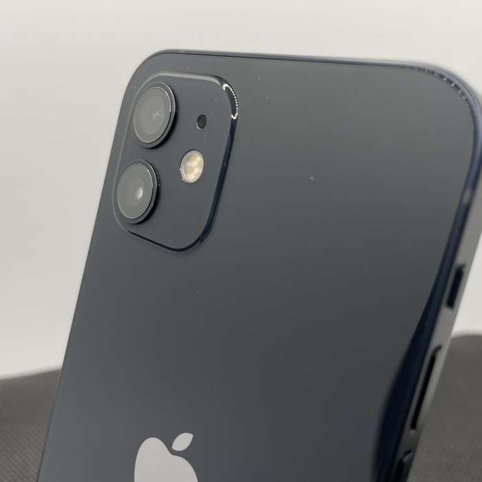 Apple iPhone 12 64GB Black (6 Month Warranty)