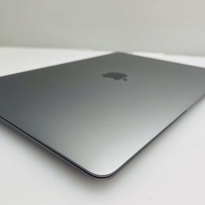 Apple MacBook Air M1 13-Inch 8 GPU/7 CPU (2020) 8GB RAM 256GB SSD Space Gray (12 Month Warr...