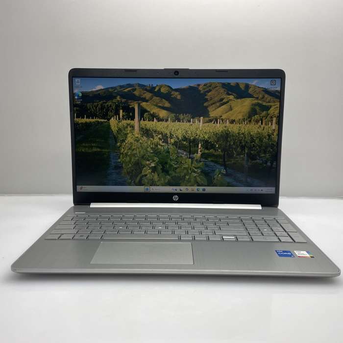 HP 15s-fq4009ni 11th Gen "Core i5" 2.50GHz 8GB RAM 512GB SSD (NVMe) Silver (3 Month Warranty) - B...