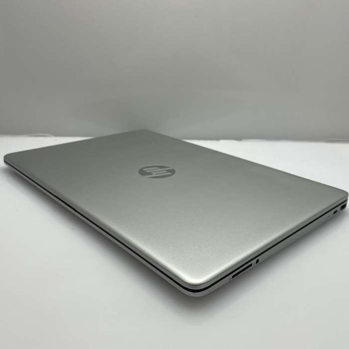 HP 15s-fq4009ni 11th Gen "Core i5" 2.50GHz 8GB RAM 512GB SSD (NVMe) Silver (3 Month Warranty) - B...
