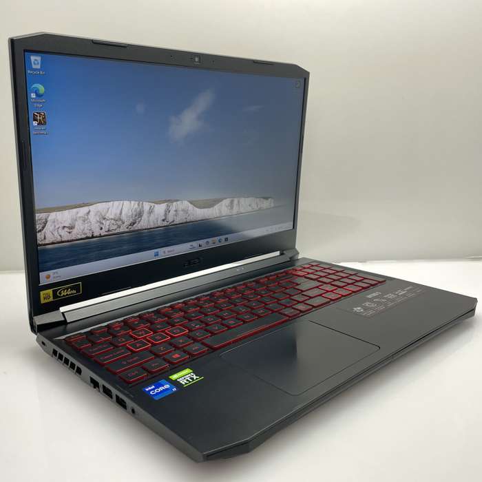 Acer Nitro 5 "Core i7" 2.30GHz 64GB RAM 1TB SSD Black (6 Month Warranty) - Slightly Cracked Casing