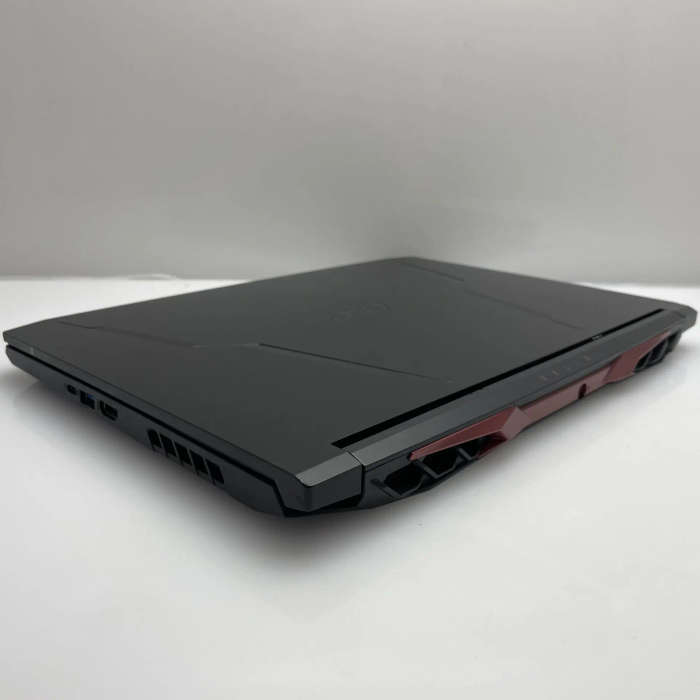Acer Nitro 5 "Core i7" 2.30GHz 64GB RAM 1TB SSD Black (6 Month Warranty) - Slightly Cracked Casing