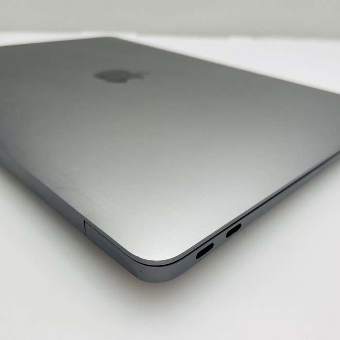 Apple MacBook Air M1 13-Inch 8 GPU/7 CPU (2020) 8GB RAM 256GB SSD Space Gray (12 Month Warr...