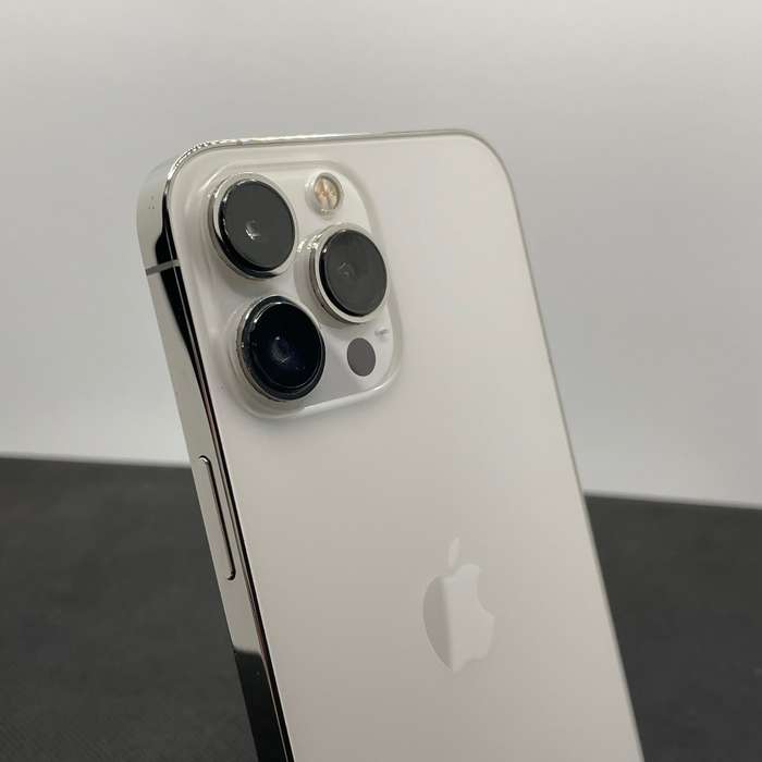 Apple iPhone 14 Pro Max 256GB Silver (12 Month Warranty)