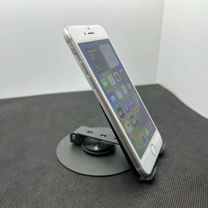 Apple iPhone 8 256GB Silver - Minor Bright Spots