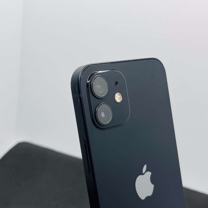 Apple iPhone 12 64GB Black (6 Month Warranty)