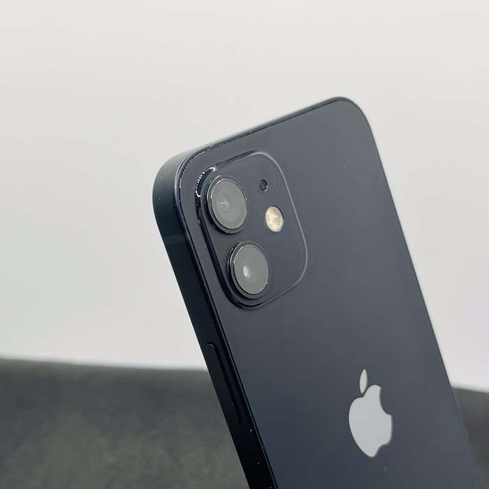 Apple iPhone 12 64GB Black (6 Month Warranty)
