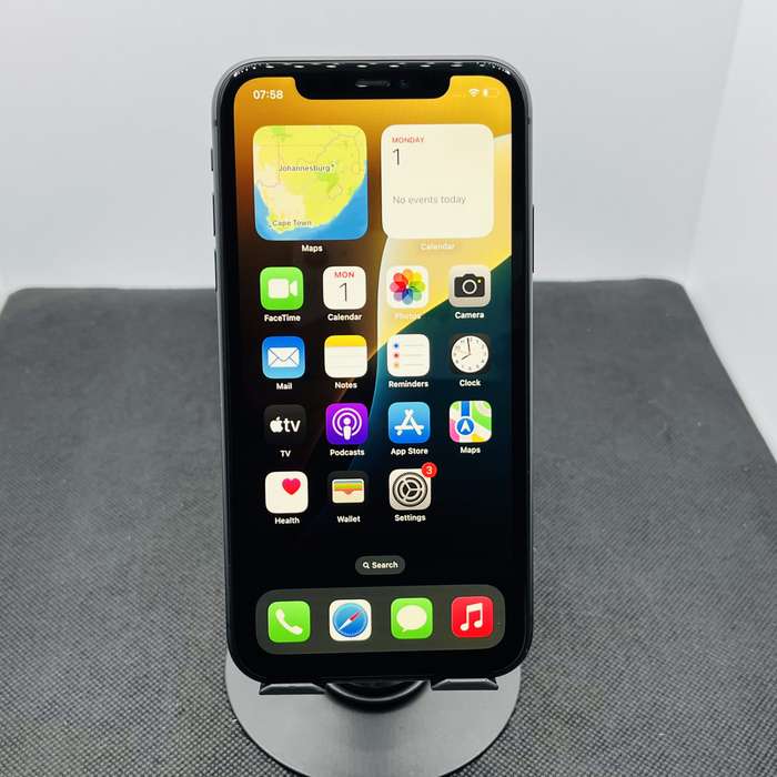 Apple iPhone 11 256GB Black (6 Month Warranty)