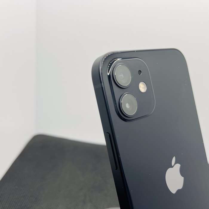 Apple iPhone 12 64GB Black (6 Month Warranty)
