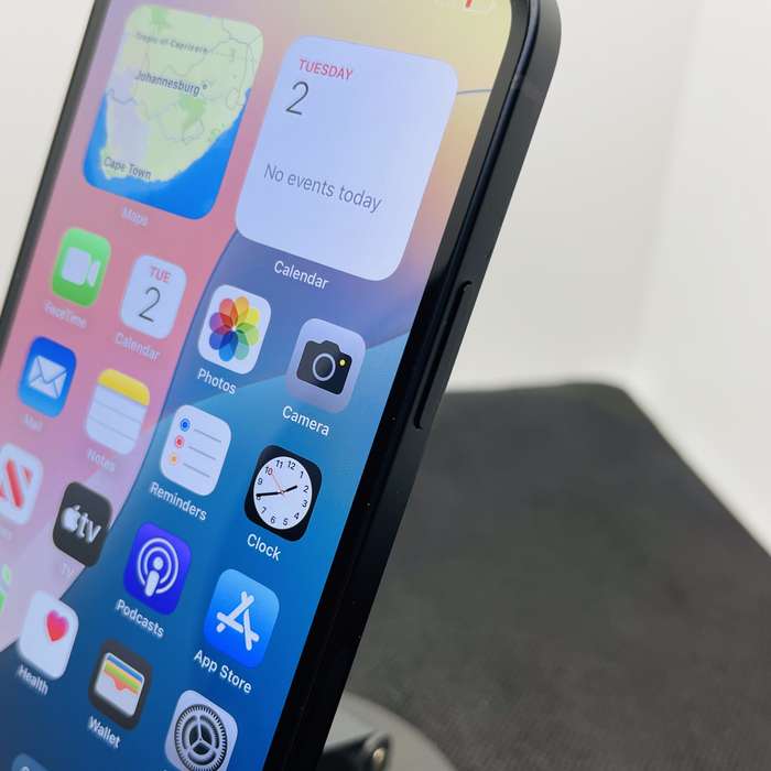 Apple iPhone 12 64GB Black (6 Month Warranty)