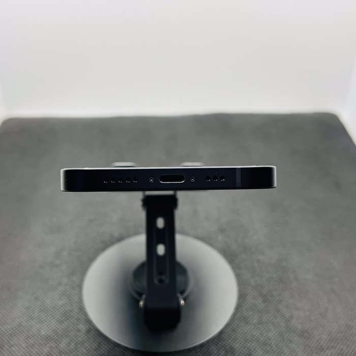 Apple iPhone 12 64GB Black (6 Month Warranty)
