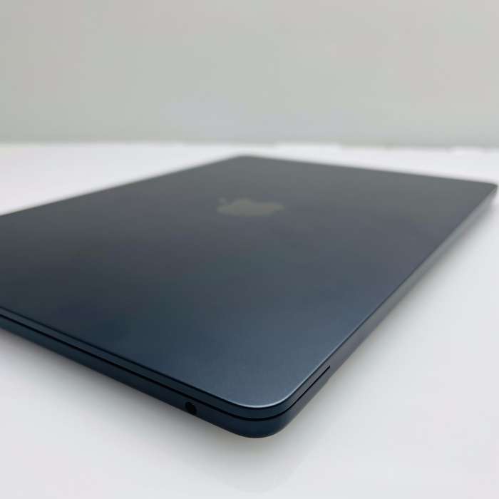 MacBook Air 13-Inch M3 8 CPU/ 10 GPU (2024) 8GB RAM 256GB SSD Midnight (12 Month Warranty)