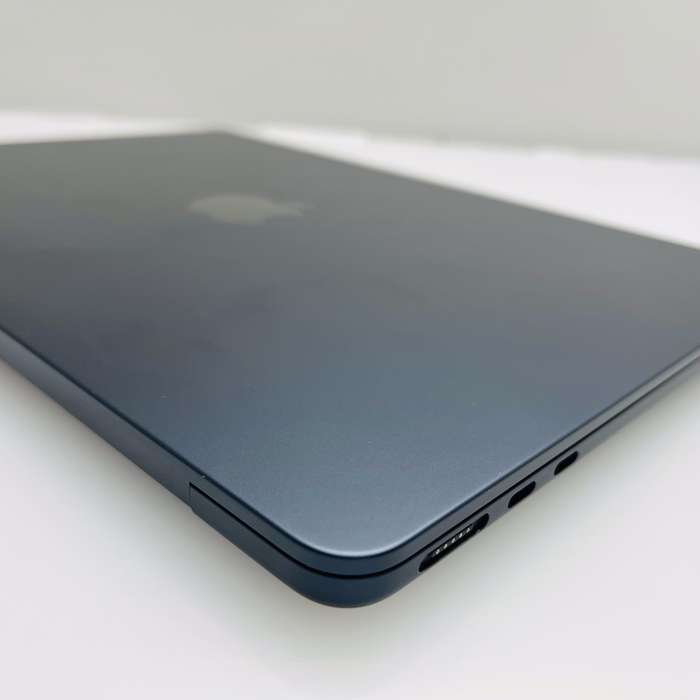 MacBook Air 13-Inch M3 8 CPU/ 10 GPU (2024) 8GB RAM 256GB SSD Midnight (12 Month Warranty)
