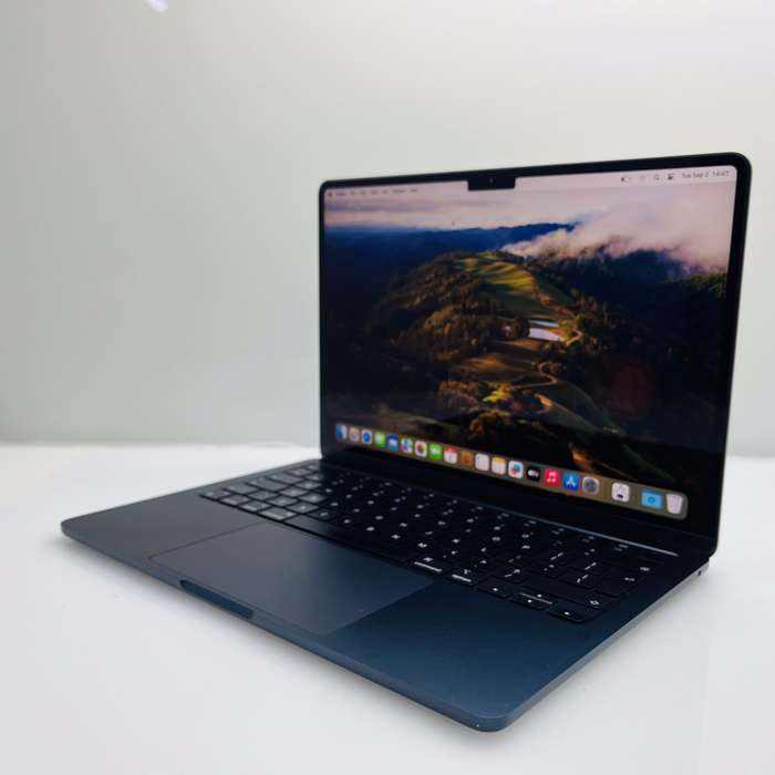 MacBook Air 13-Inch M3 8 CPU/ 10 GPU (2024) 8GB RAM 256GB SSD Midnight (12 Month Warranty)