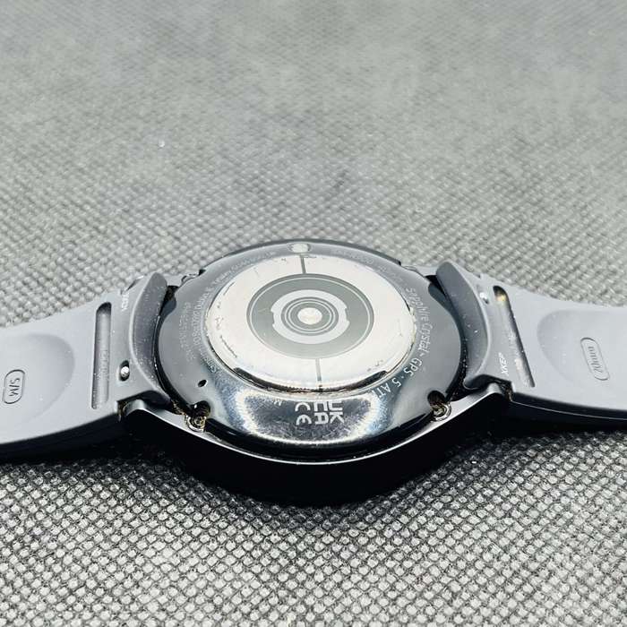 Samsung Galaxy Watch 5 40mm GPS Only Graphite (3 Month Warranty)