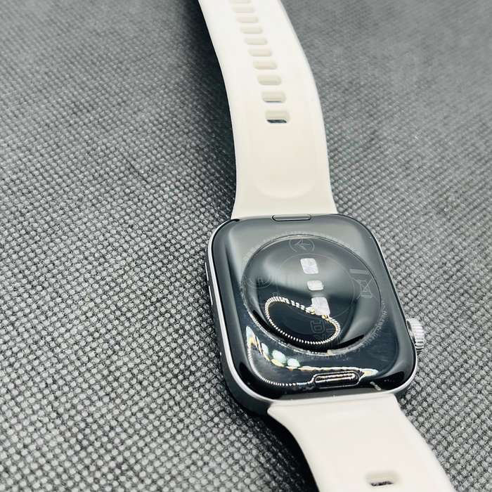 Huawei Watch Fit 4 White - Mint Condition