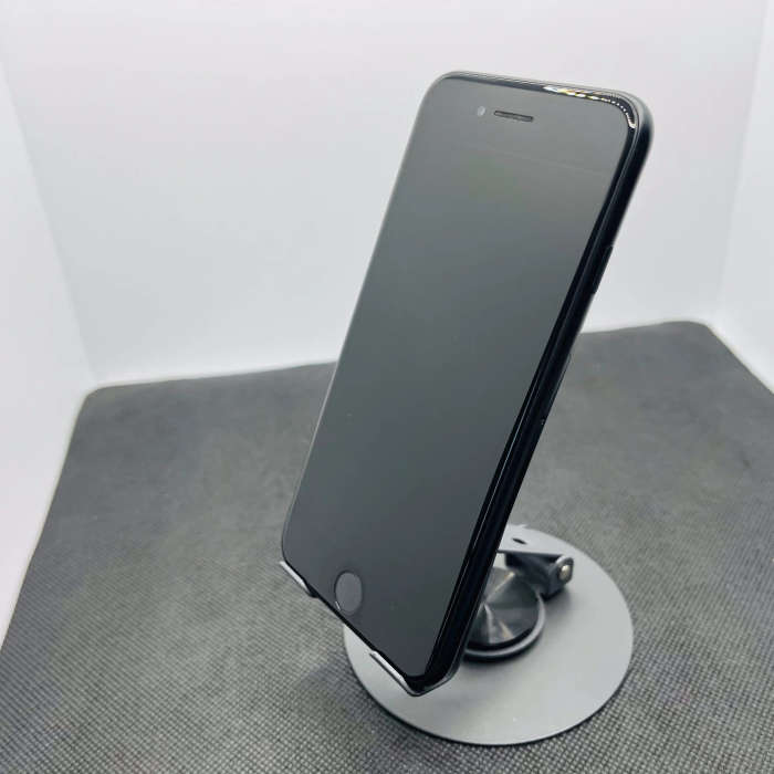 Apple iPhone SE (2020) 64GB Black