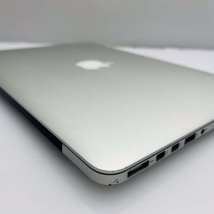 MacBook Pro 13-Inch Core i5 2.60GHz (Mid 2014) 8GB RAM 128GB SSD Silver