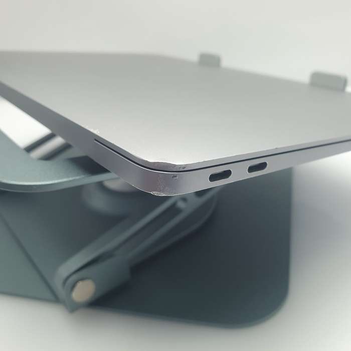 Apple MacBook Air 13-inch M1 8 CPU/7 GPU (2020) 8GB RAM 256GB SSD Space Gray (12 Month Warr...