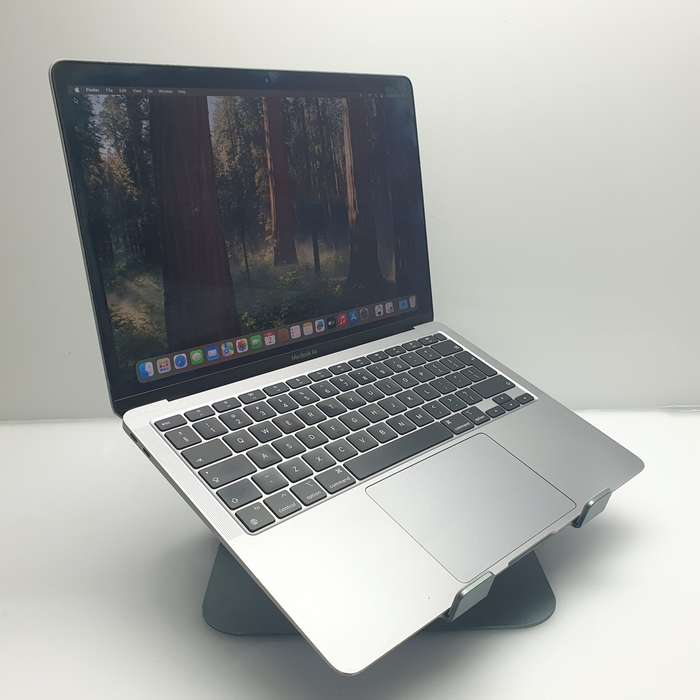 Apple MacBook Air 13-inch M1 8 CPU/7 GPU (2020) 8GB RAM 256GB SSD Space Gray (12 Month Warr...
