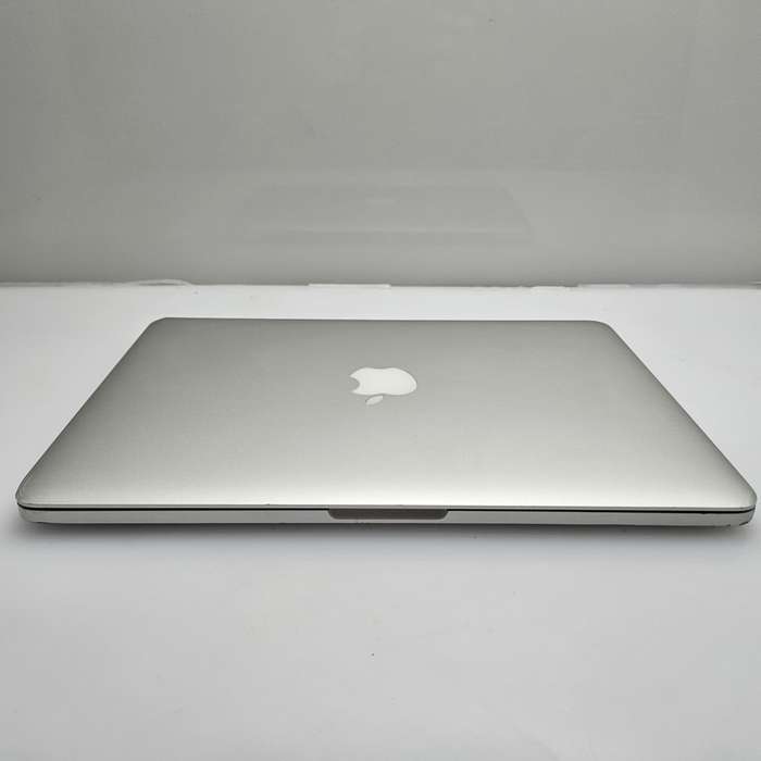 MacBook Pro 13-Inch "Core i5" 2.4GHz (Late 2013) 4GB RAM 128GB SSD Silver