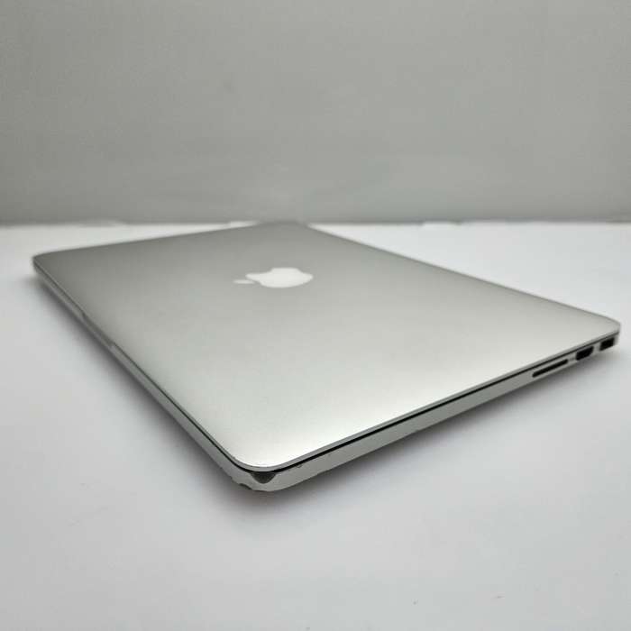 MacBook Pro 13-Inch "Core i5" 2.4GHz (Late 2013) 4GB RAM 128GB SSD Silver