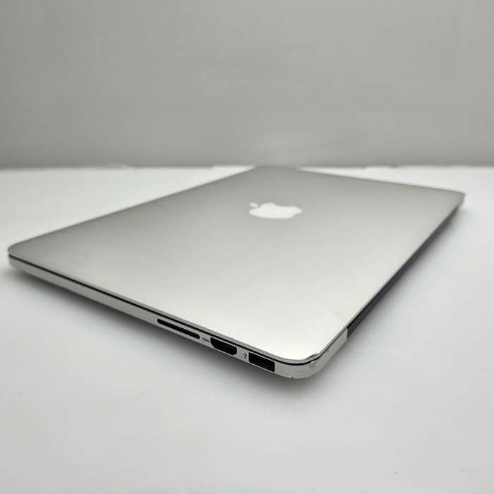 MacBook Pro 13-Inch "Core i5" 2.4GHz (Late 2013) 4GB RAM 128GB SSD Silver