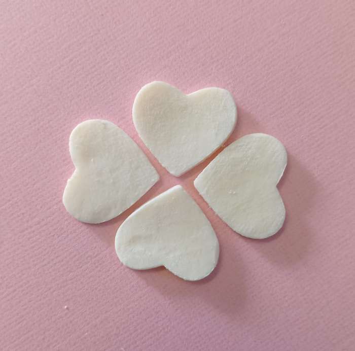 Soap Embeds - Hearts (Blank) - 16pc