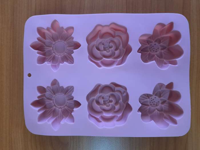 6 Cavity 3D Florals Silicone Mould