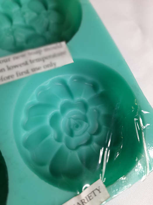4 in 1 Flower Variety Mould - 320g