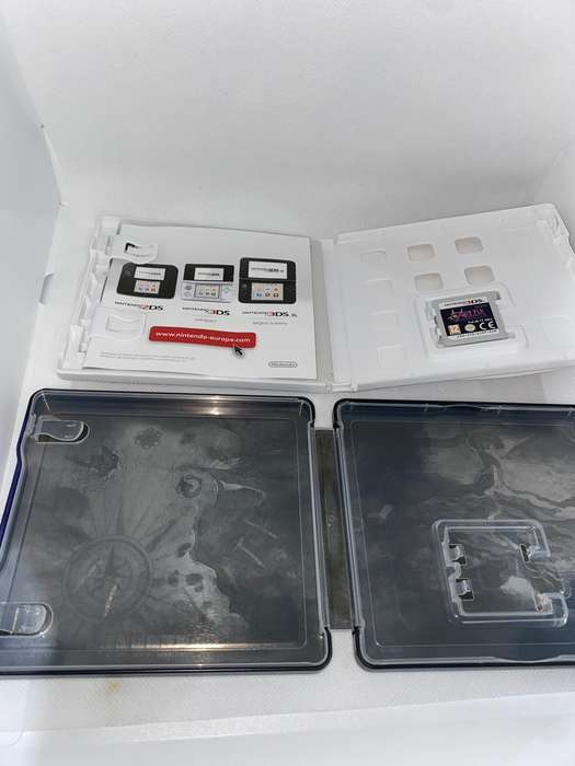 The Legend of Zelda Majoras Mask 3D (Special Edition) - Nintendo 3DS