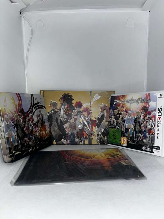 Fire Emblem Fates Limited Edition - Nintendo 3DS