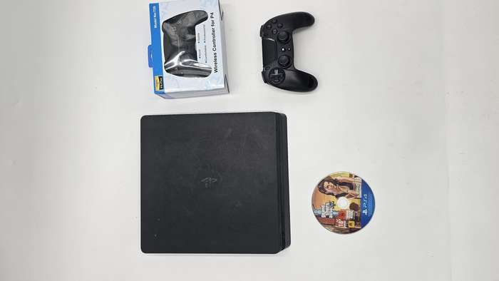 Playstation 4 slim 500GB combo