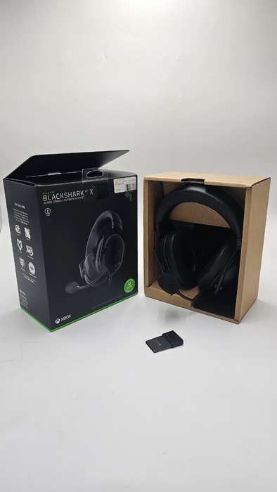Razer BlackShark V2 X headset in sleek black & 1TB Xbox Expansion Card for seamless storage expan...