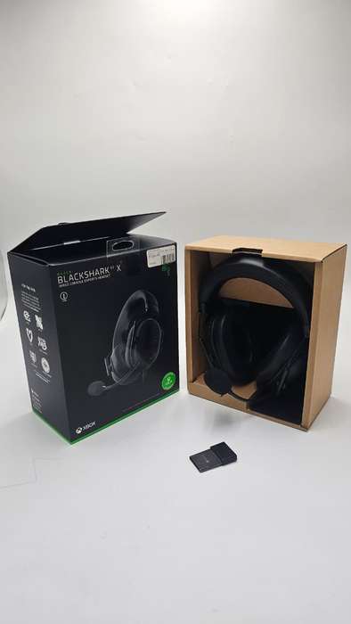 Razer BlackShark V2 X headset in sleek black & 1TB Xbox Expansion Card for seamless storage expan...