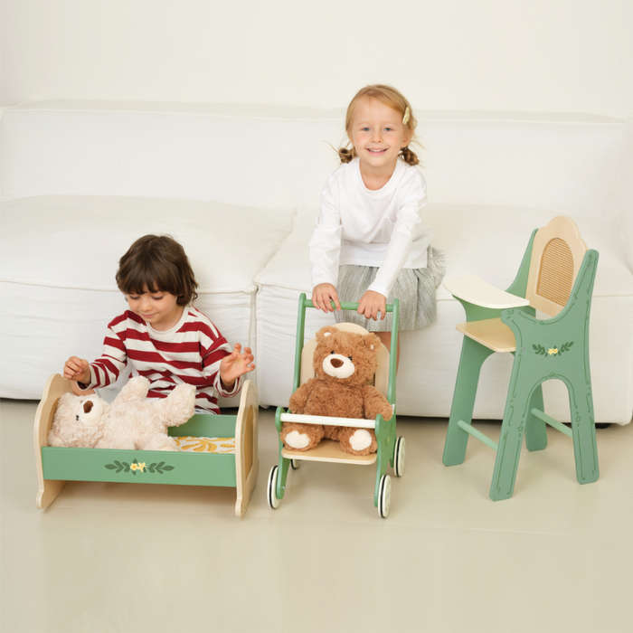 Classic World - Pretend & Play - Vintage Wooden Doll High Chair