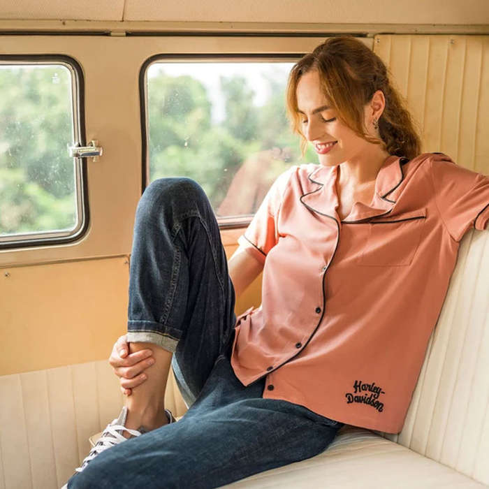 Women's Club Crew Contrast Piping Shirt - XL