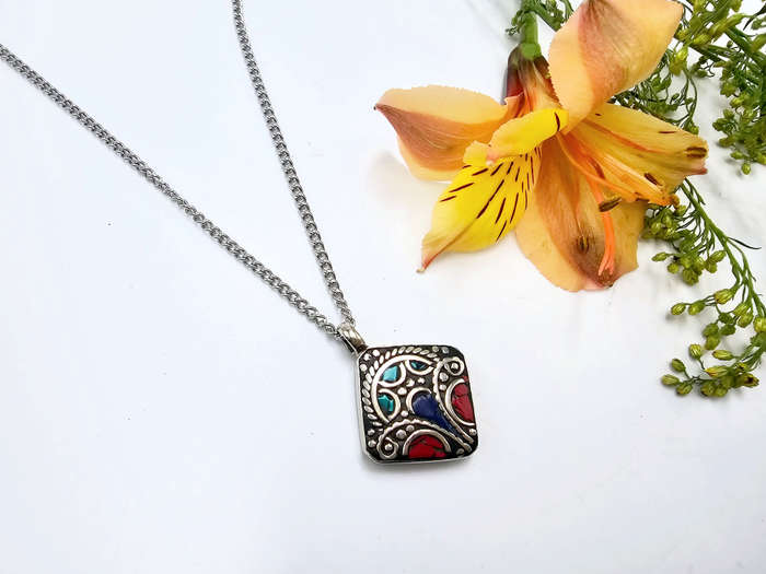 Tibetan Necklace Flair Mix
