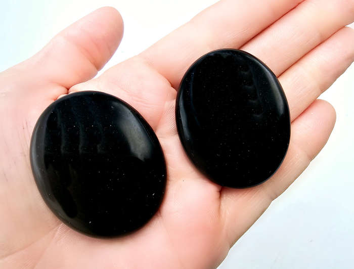 Black Obsidian Palm Stone (4.5cm)