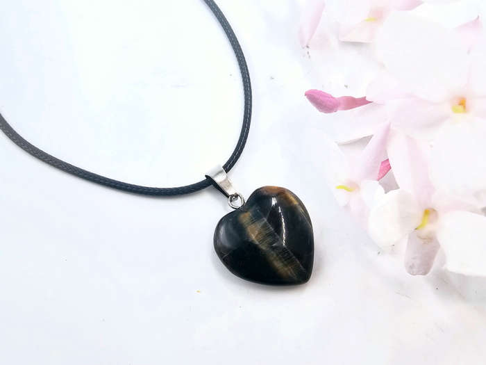 Blue Tigers Eye Heart Necklace (1.5cm)