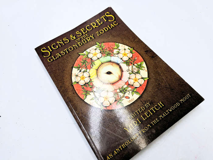 Signs &amp; Secrets of the Glastonbury Zodiac (Yuri Leitch)