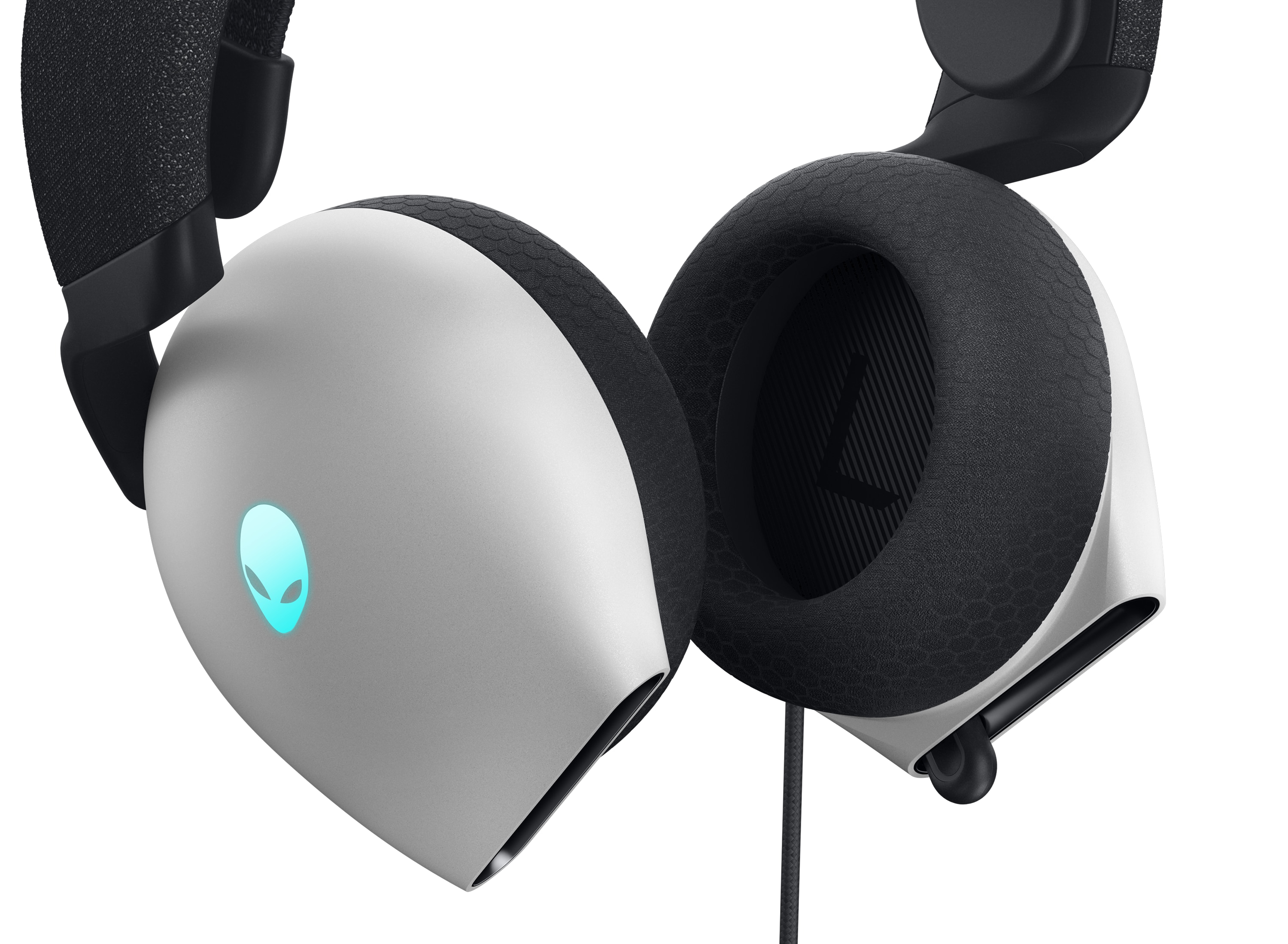 Dell Alienware AW520H Wired Gaming Headset. 