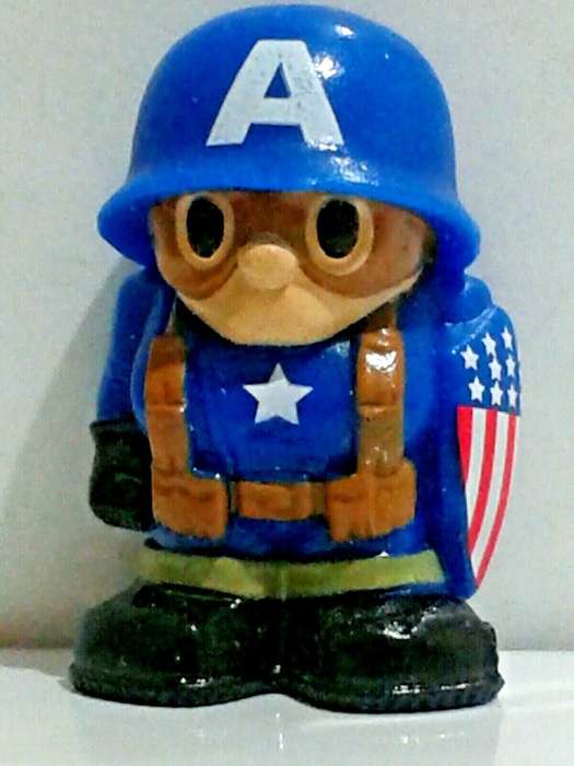 Marvel Ooshies - Ultimate Captain Marvel - World War II -
