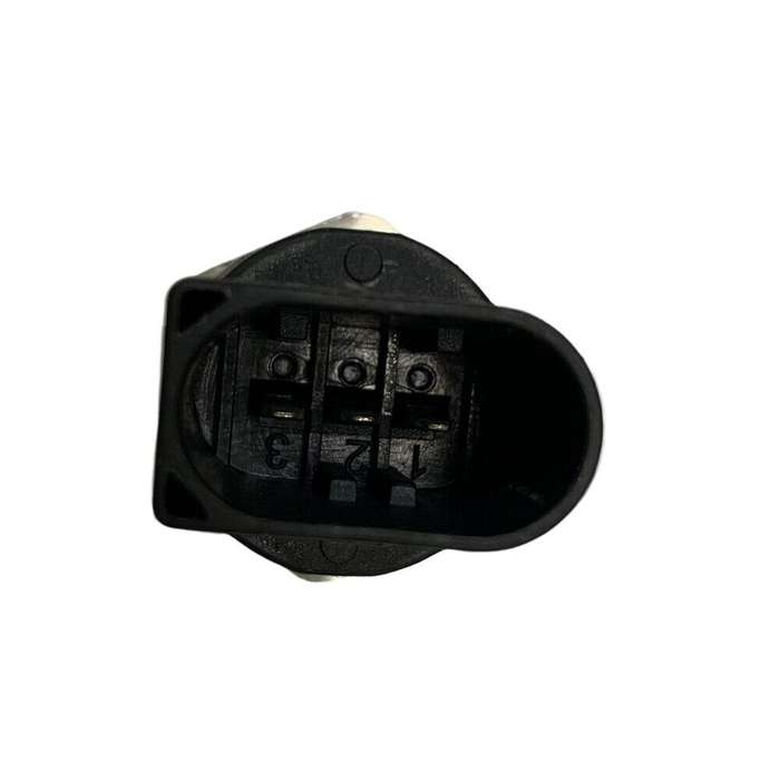 Fuel rail pressure sensor 0281002239 Suitable for Mercedes BENZ C E S-class