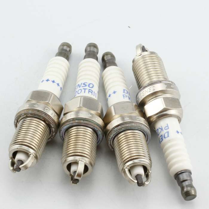 4x Denso PK20TR11 Spark Plug for Toyota Avalon Camry RAV4 Lexus ES300 9091901194