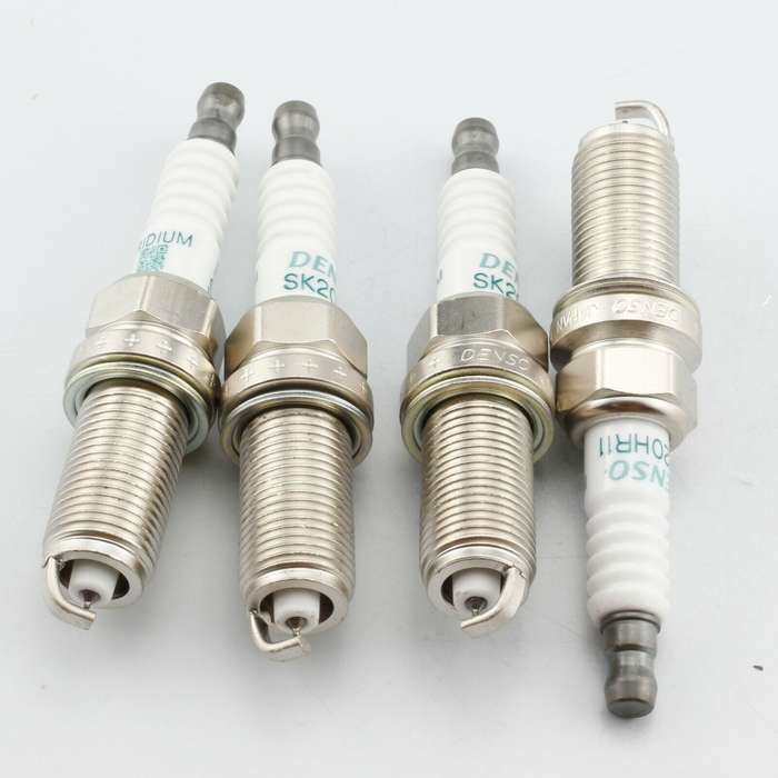 4Pcs New DENSO 90919-01191 SK20HR11 For Toyota / Lexus V8 Spark Plugs